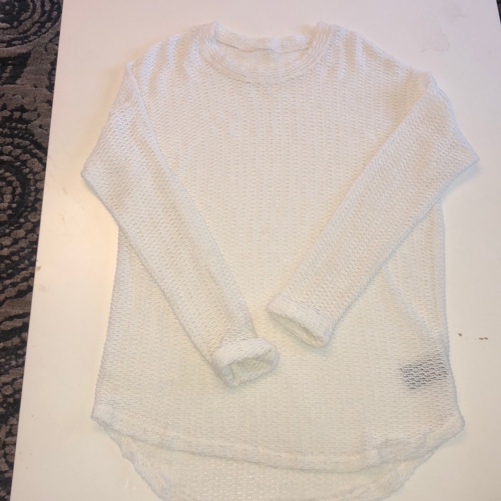 URBAN OUTFITTERS Sweater
